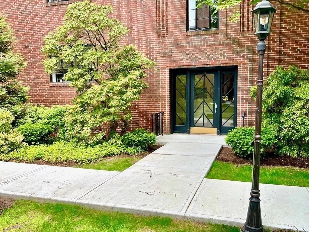 110 Sewall Ave, Coolidge Corner
