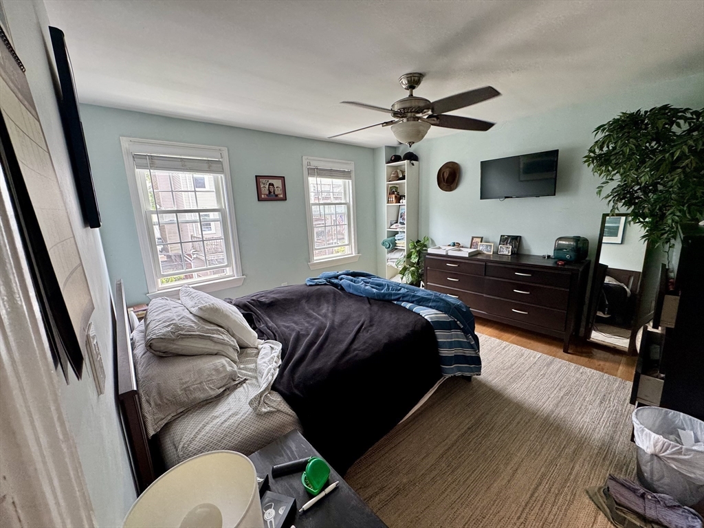 371 Silver St, South Boston