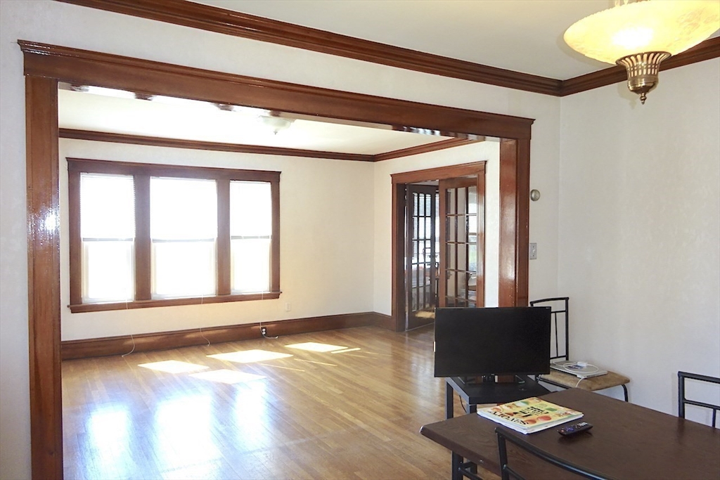 115 Playstead Rd, Medford