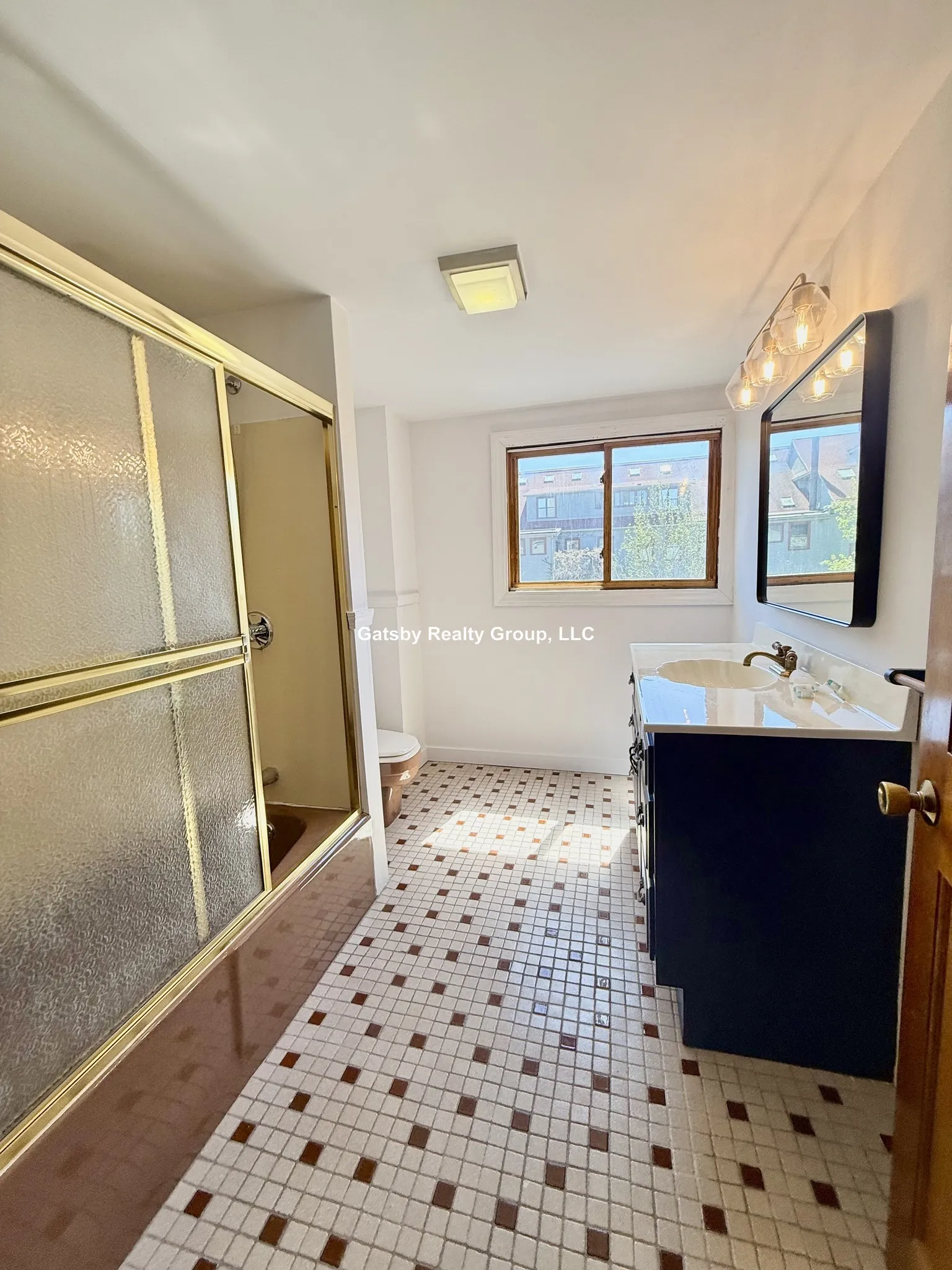 148 Morrison Ave, Powder House Square