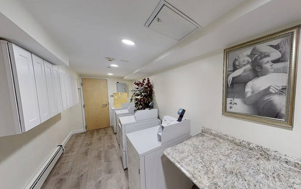 9 Anderson, Beacon Hill