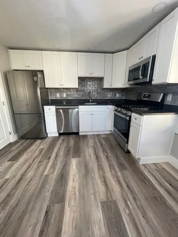 152 S Walnut, Quincy