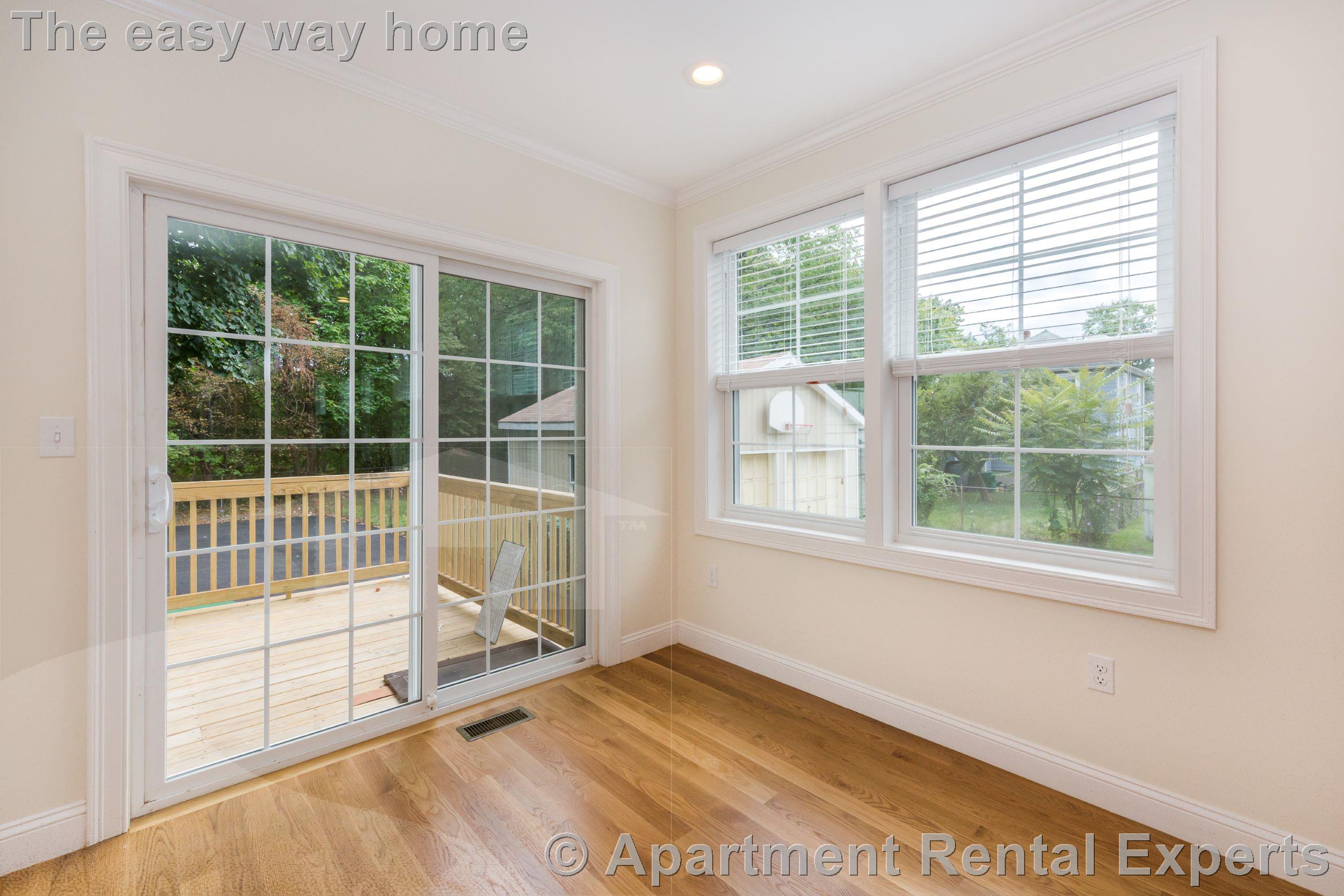 217 Arlington St, West Medford