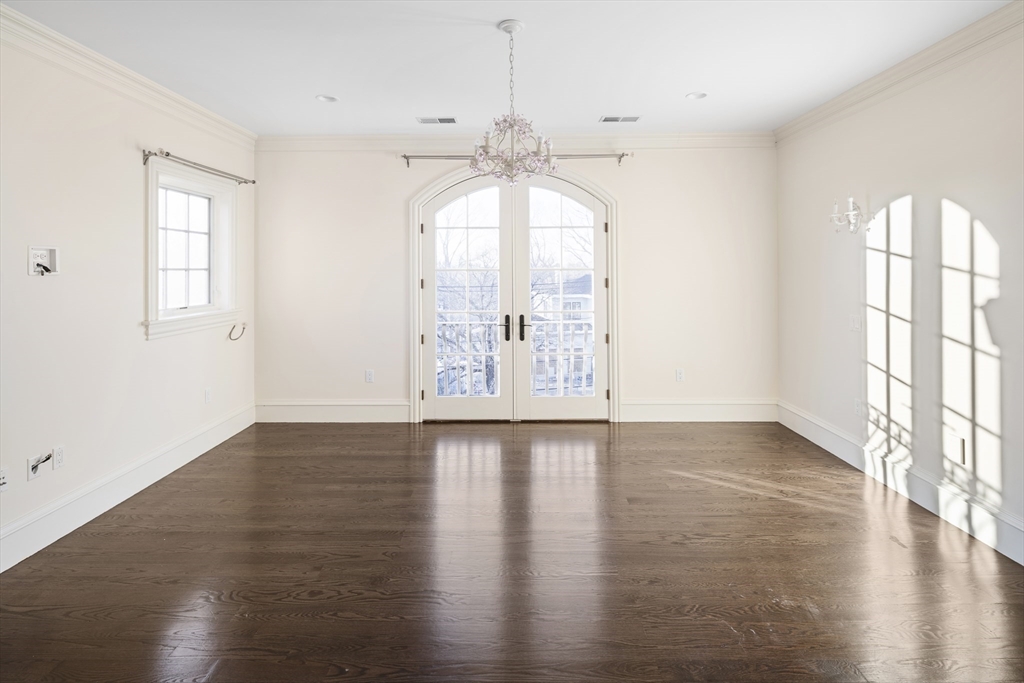72 Drumlin Rd, Newton