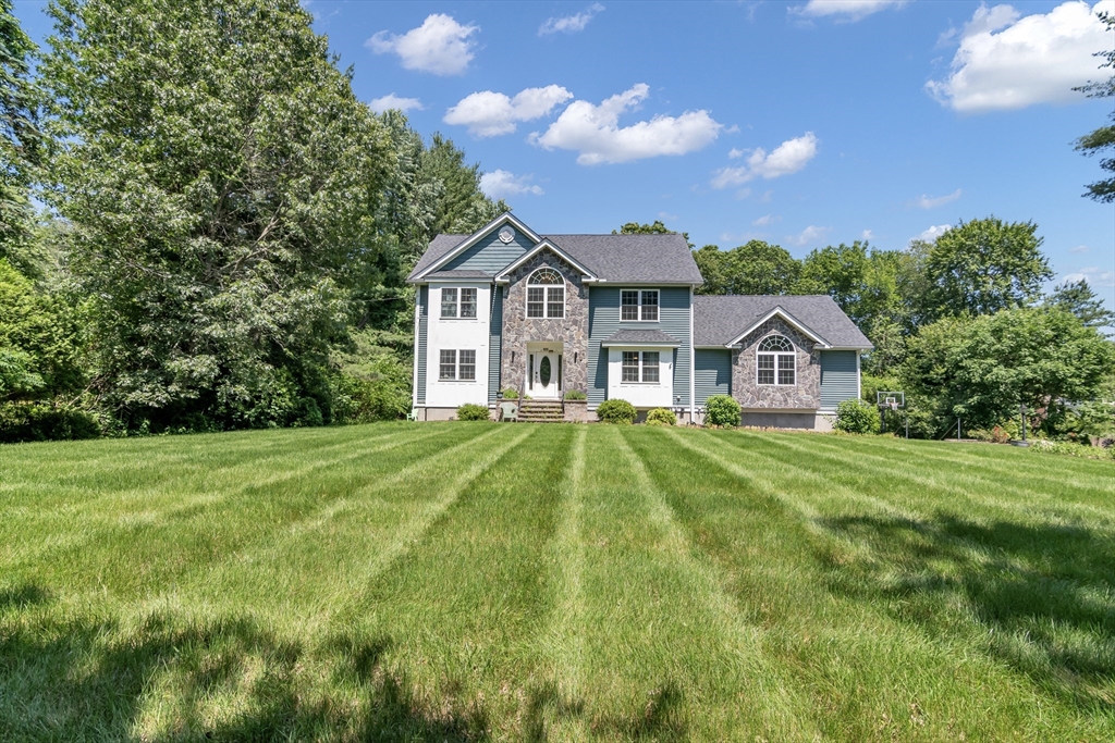 322 Nashua Rd, Billerica