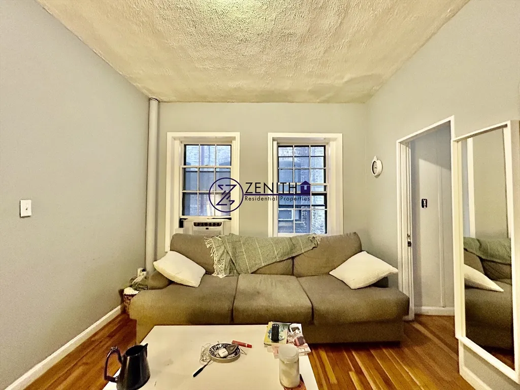 76 Phillips St, Beacon Hill