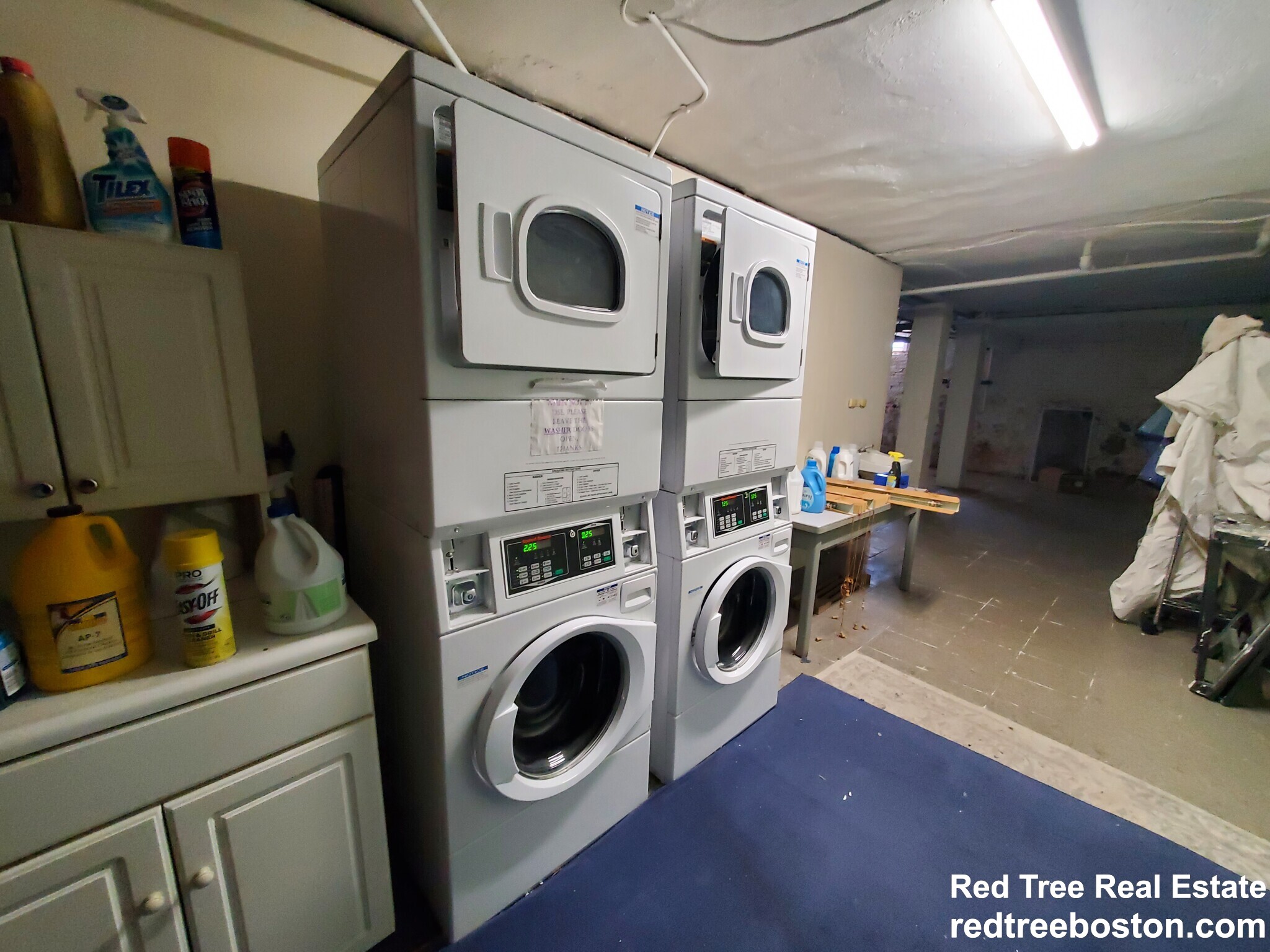 1748 Beacon St, Brookline