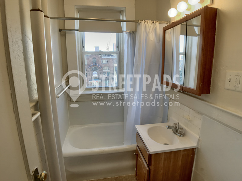 1167 Boylston St, Fenway