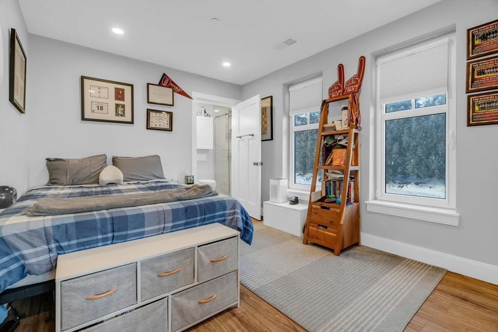 1721 Centre St, West Roxbury