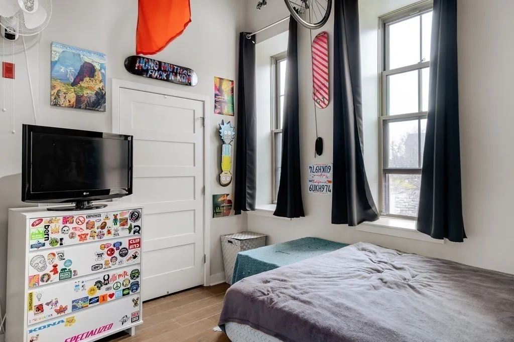 156 Ter, Mission Hill