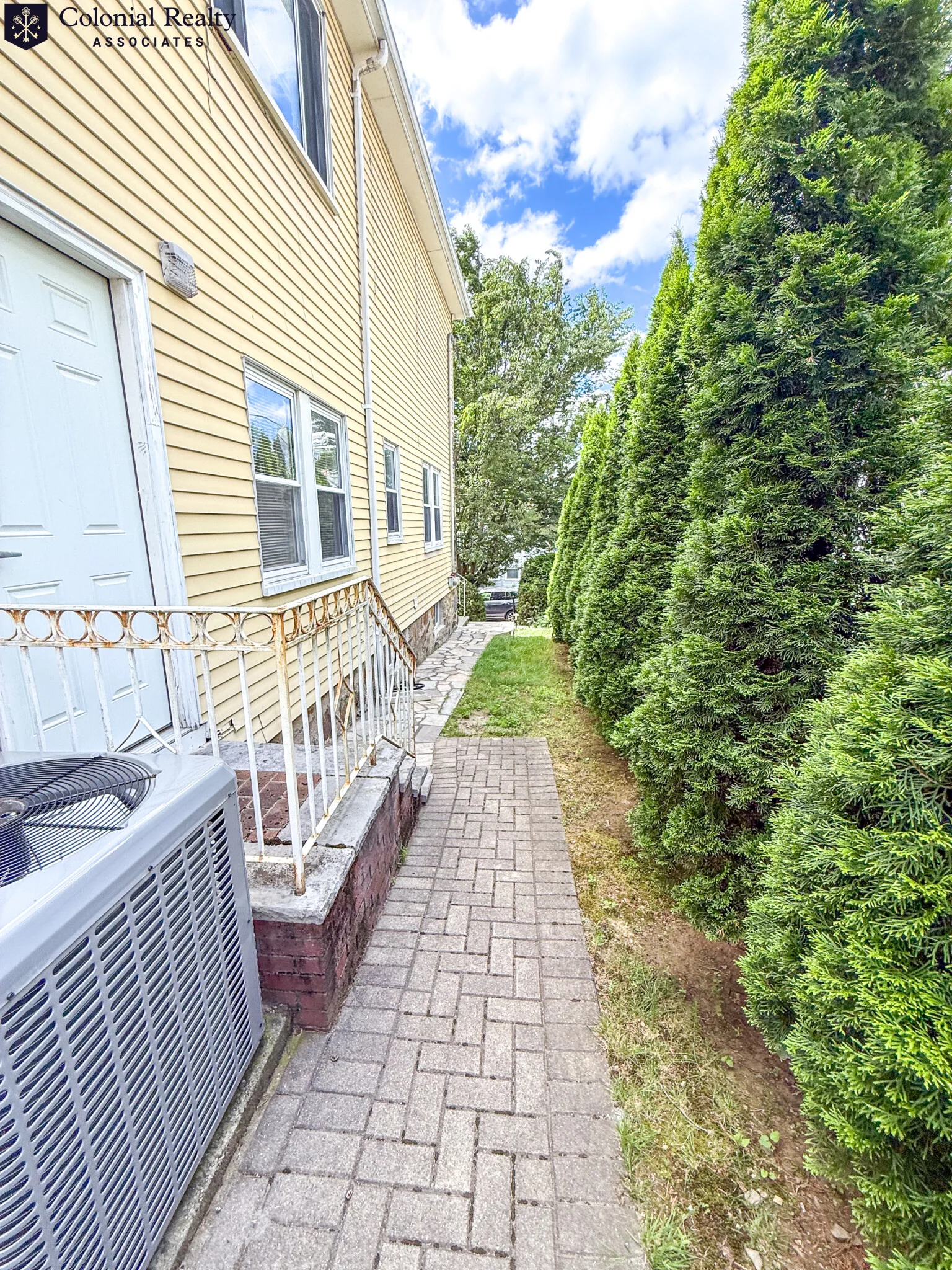 83 Putnam St, East Watertown