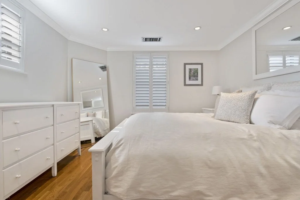 78 Gainsborough St, Fenway