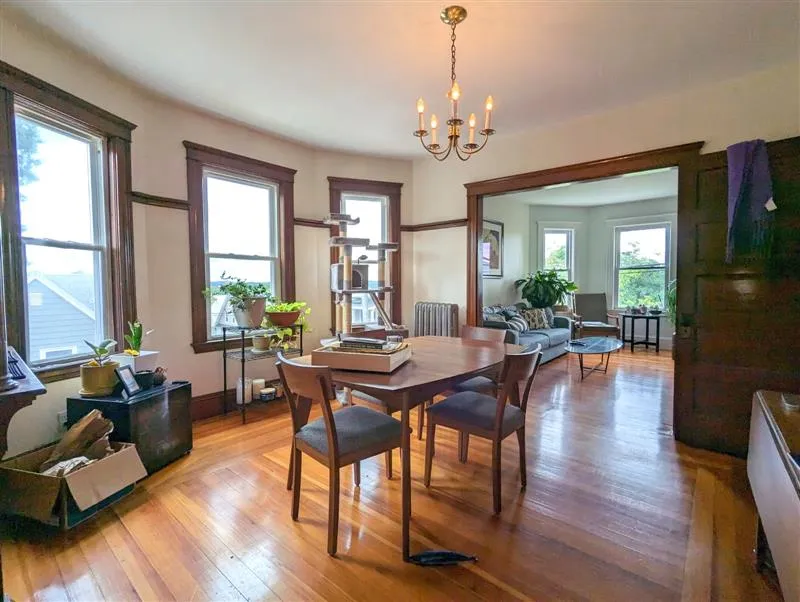 95 Lowell St, Spring Hill