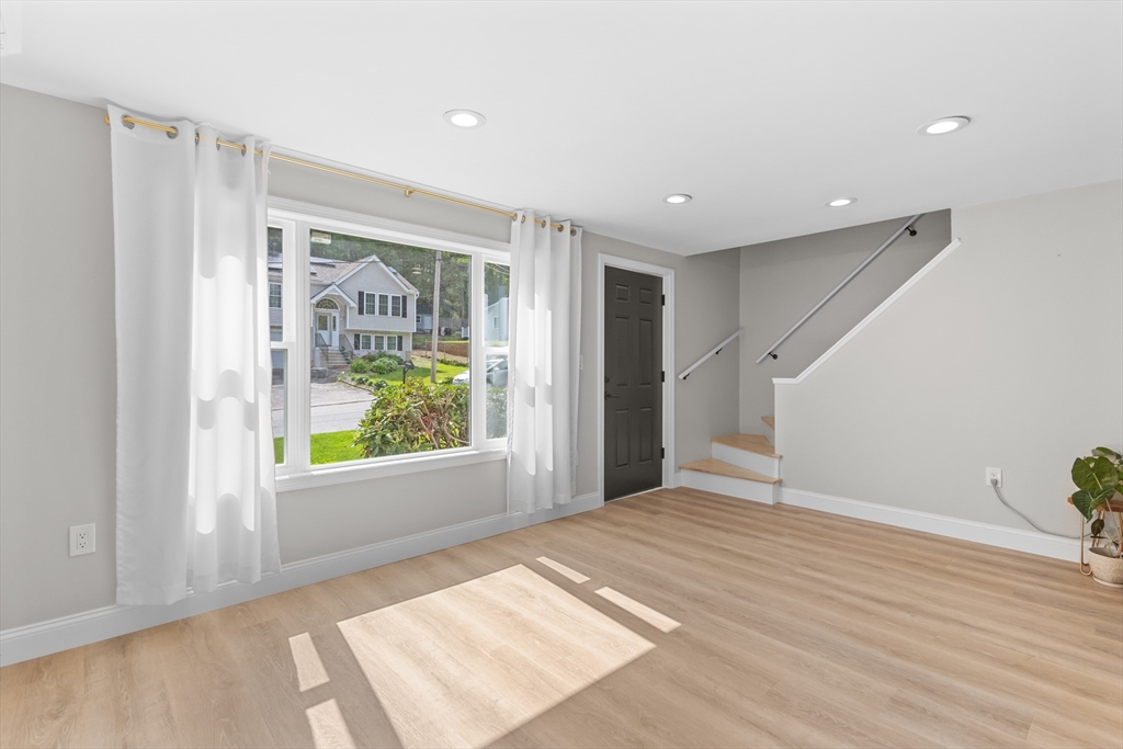 10 Paris Ave, Worcester