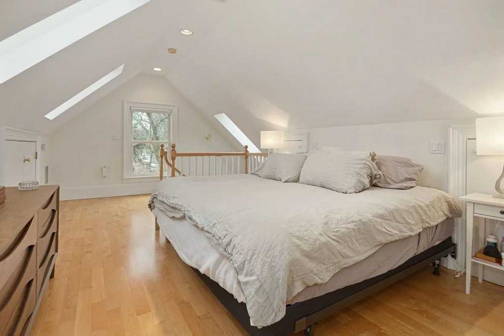 53 Upland Rd, Avon Hill