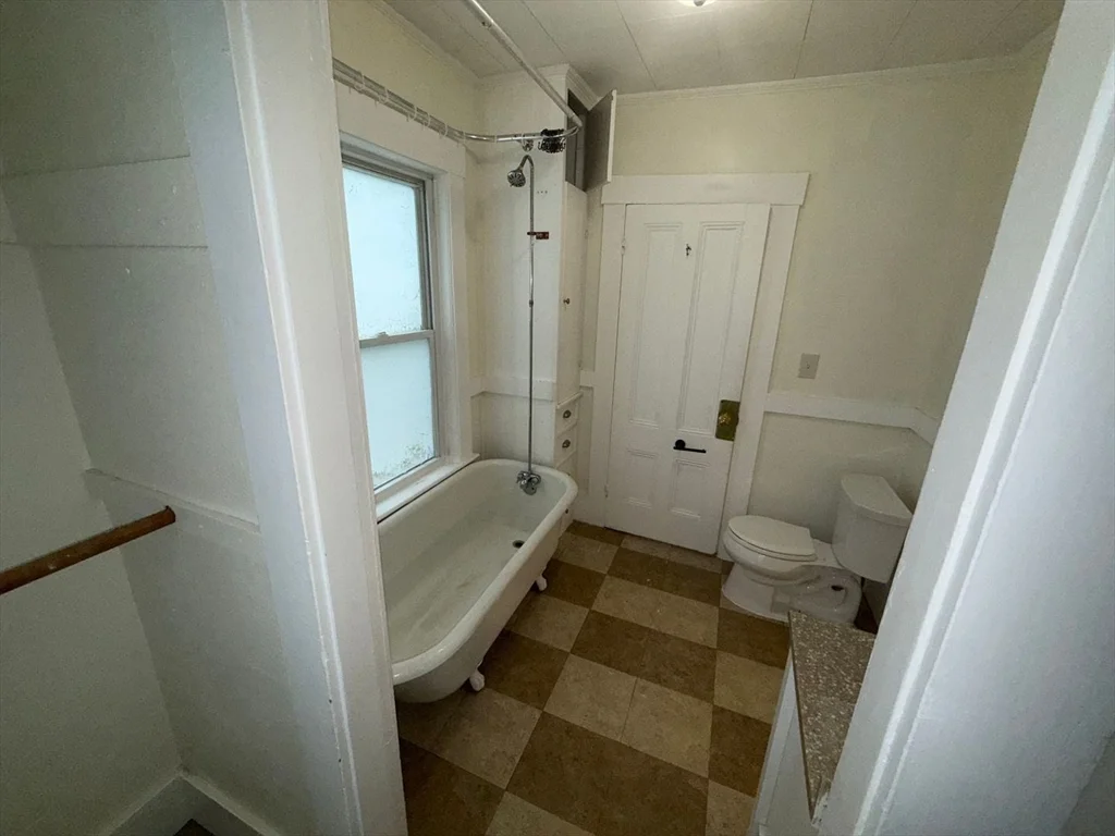 36 Second St, North Andover