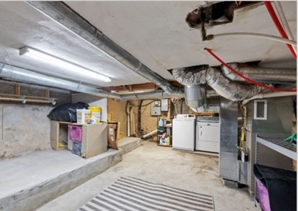 62 Mount Pleasant St, Lynn