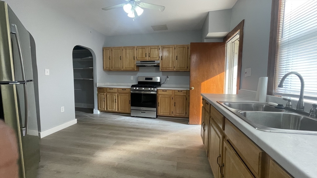 13 Whitman St, Dorchester