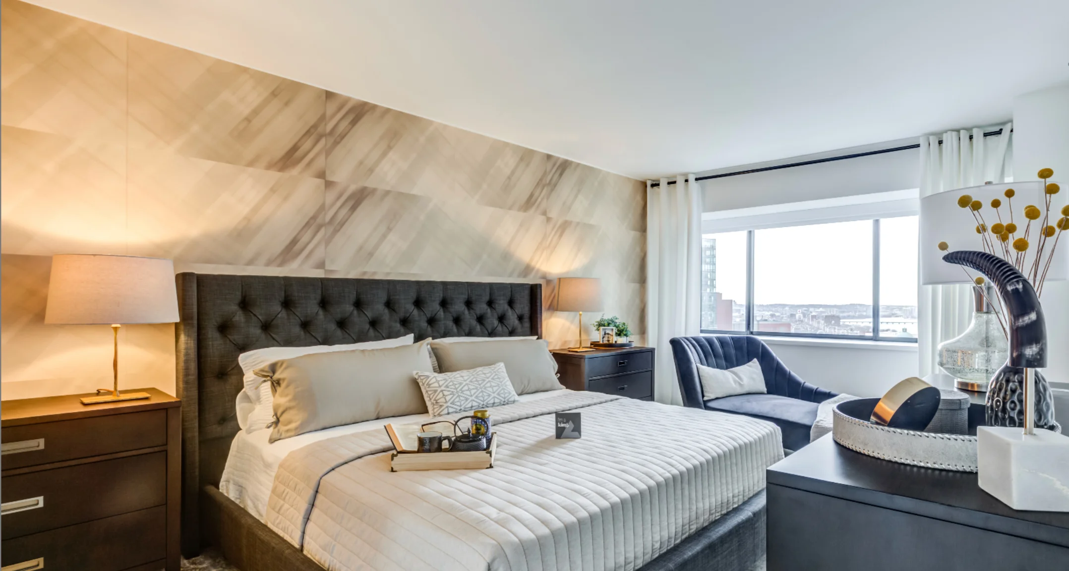 125 Devonshire Pl, Downtown