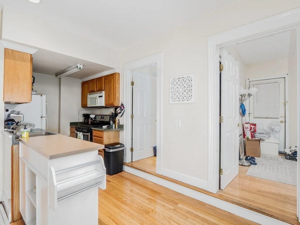 546 East 8th St, South Boston