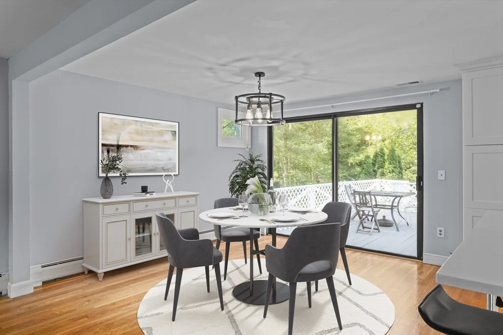 330 Swains Pond Ave, Melrose