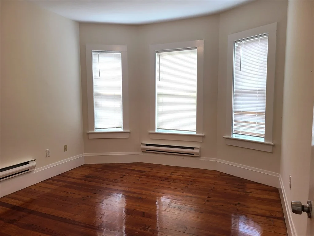 27 Buttonwood St, Dorchester
