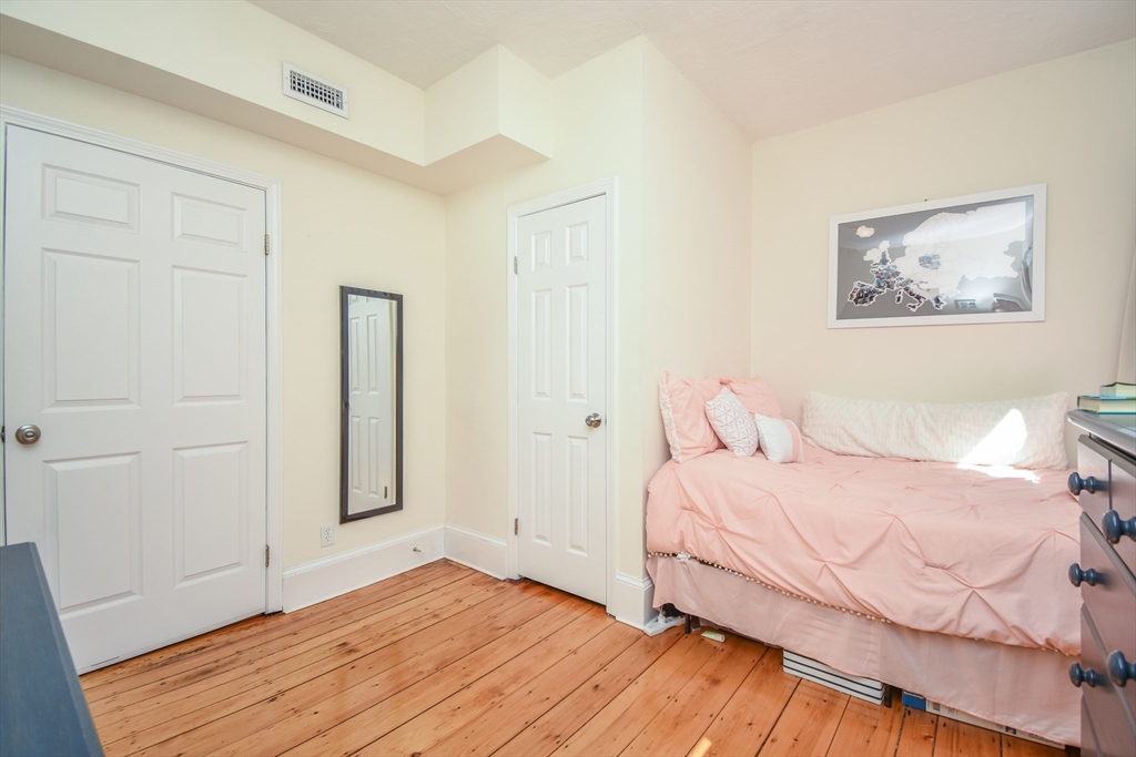 431 Faneuil St, Brighton