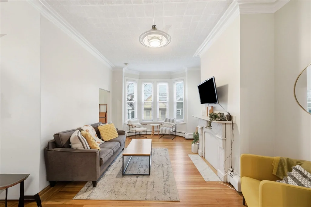 126 Lexington St, East Boston