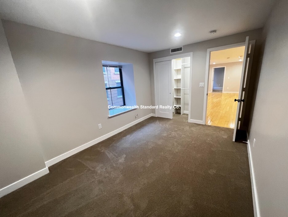 1661-1663 Washington St, South End