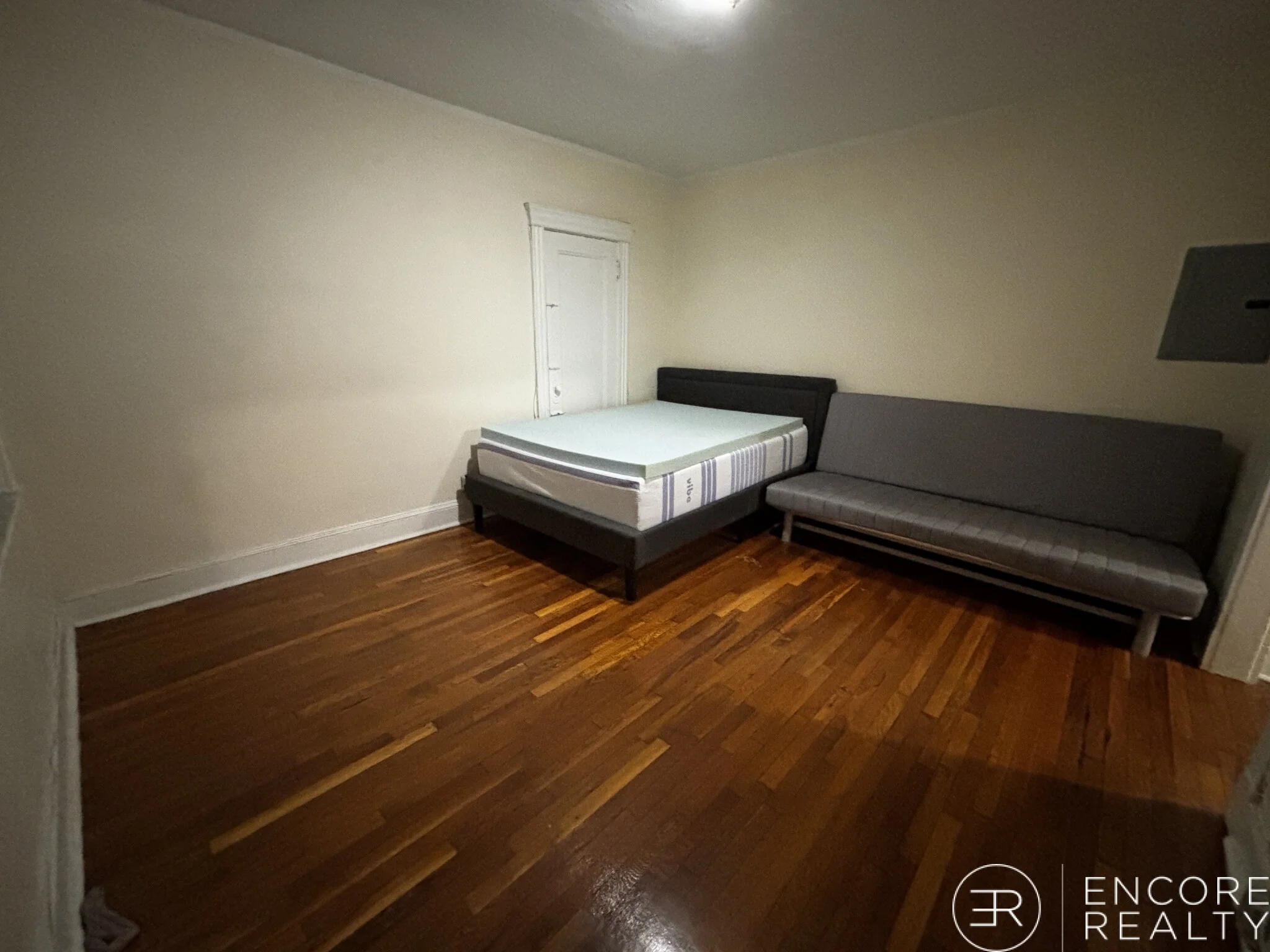 364 Riverway, Mission Hill