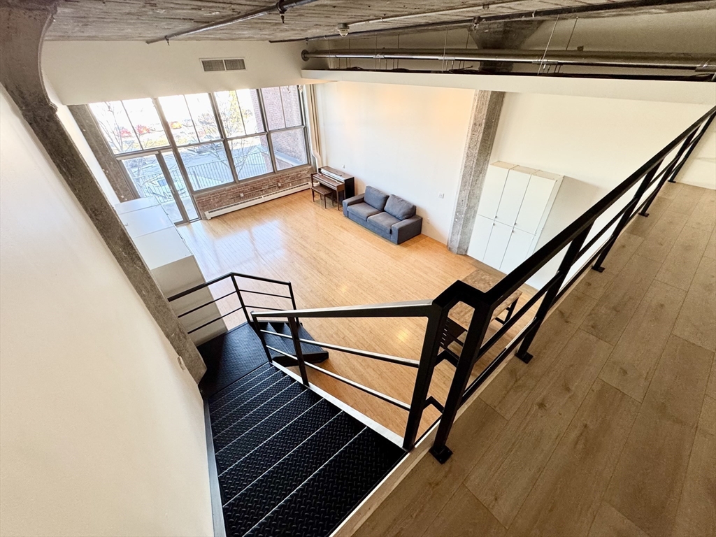 156 Porter, East Boston