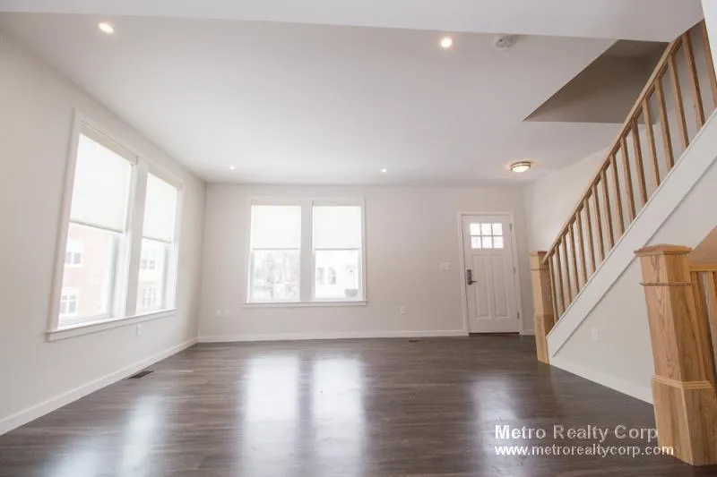 37 Cottage Park Ave, North Cambridge