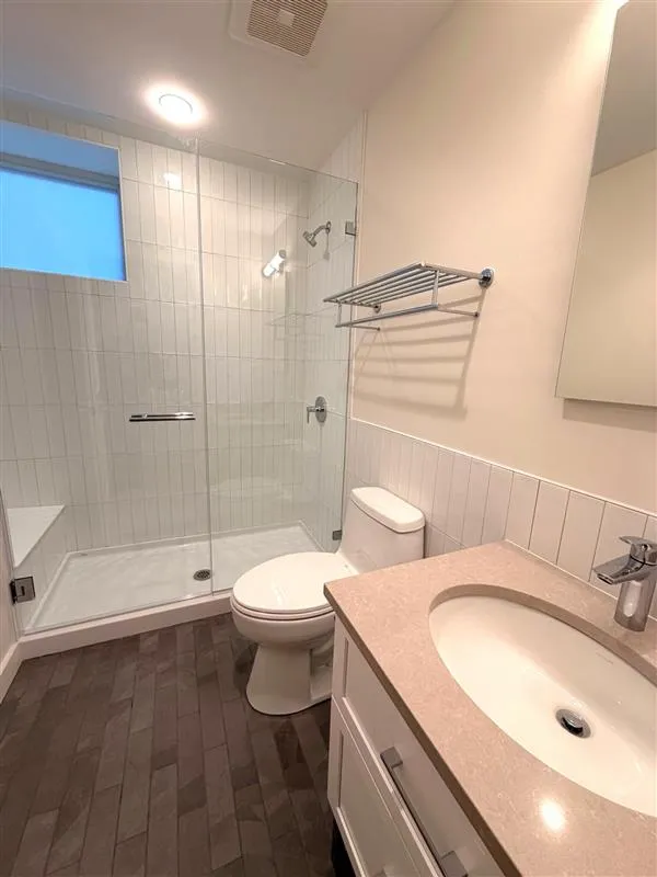 900 Massachusetts Ave, Riverside