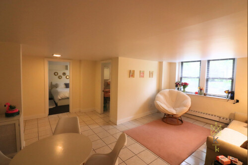 118 Babcock St, North Brookline