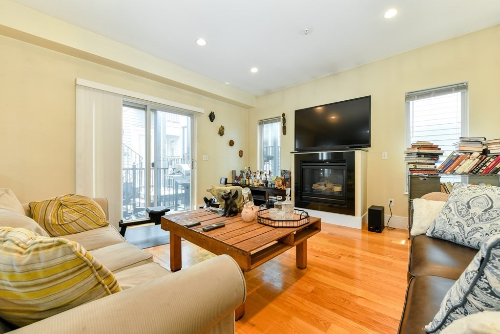 200 Silver St, South Boston