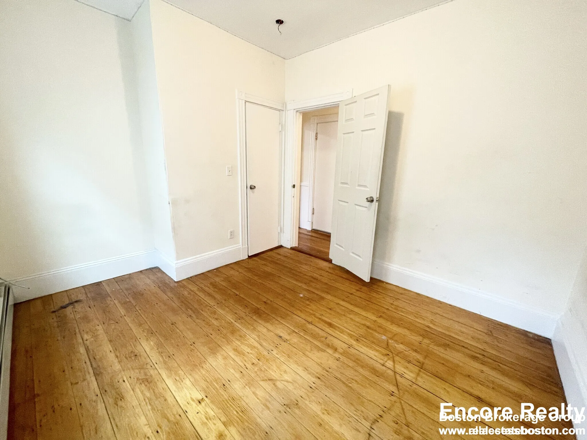 1 Folsom Ave, Mission Hill