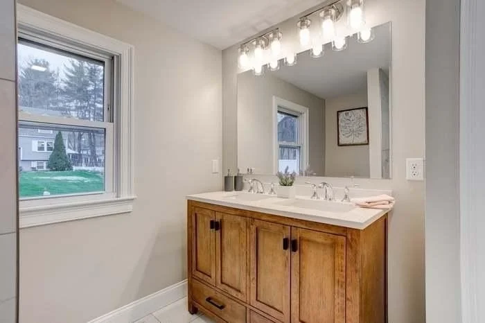 1 Adelman Rd, Wilmington