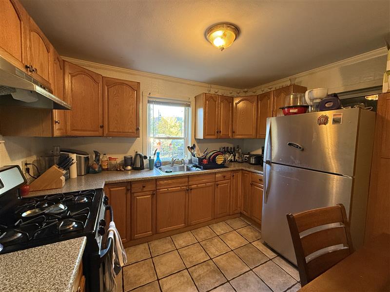 10 Allen St, Ward Two