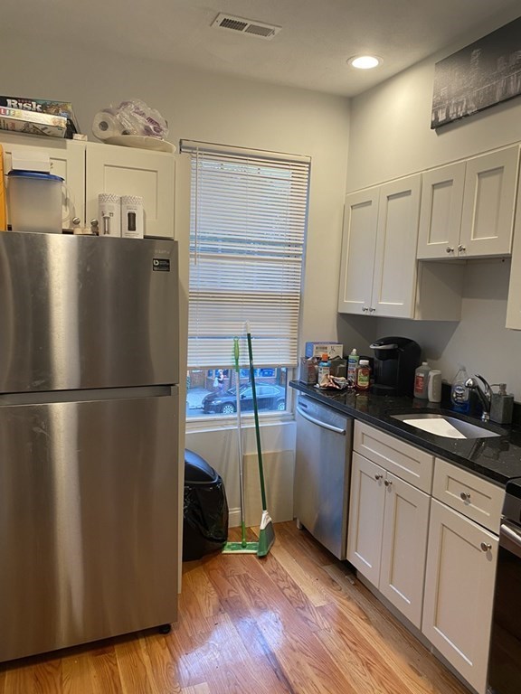 663 East Broadway, South Boston