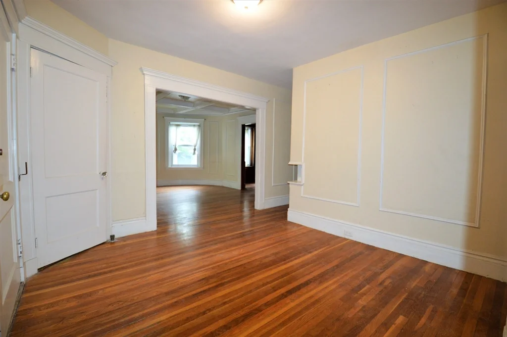 141 Fuller St, North Brookline