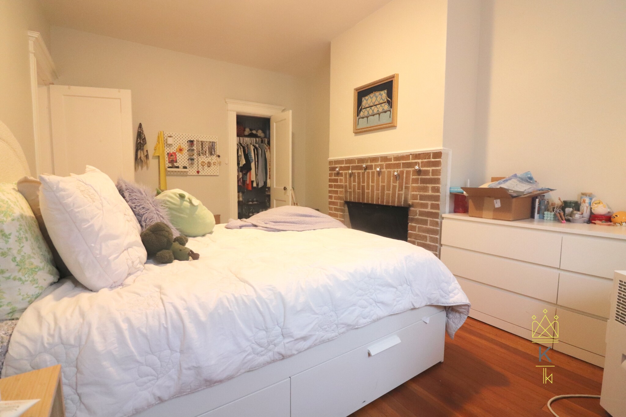 175 Harvard St, Coolidge Corner