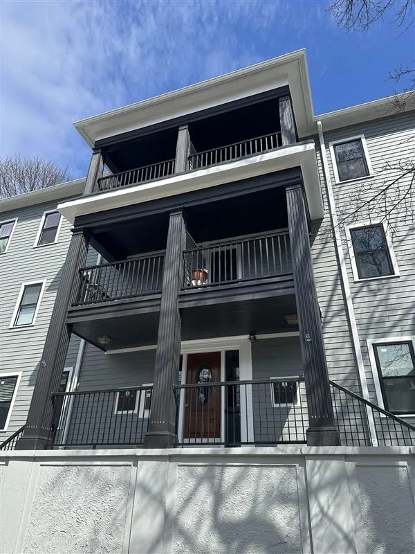 111 Woodstock St, West Somerville