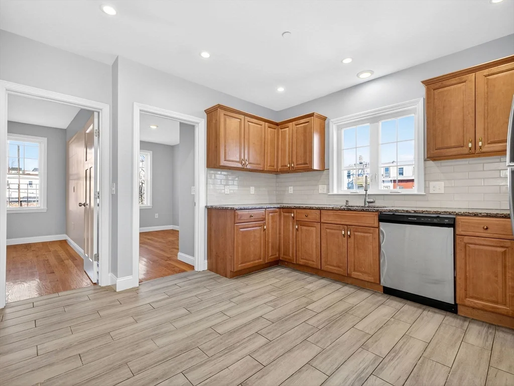 238 Havre St, East Boston