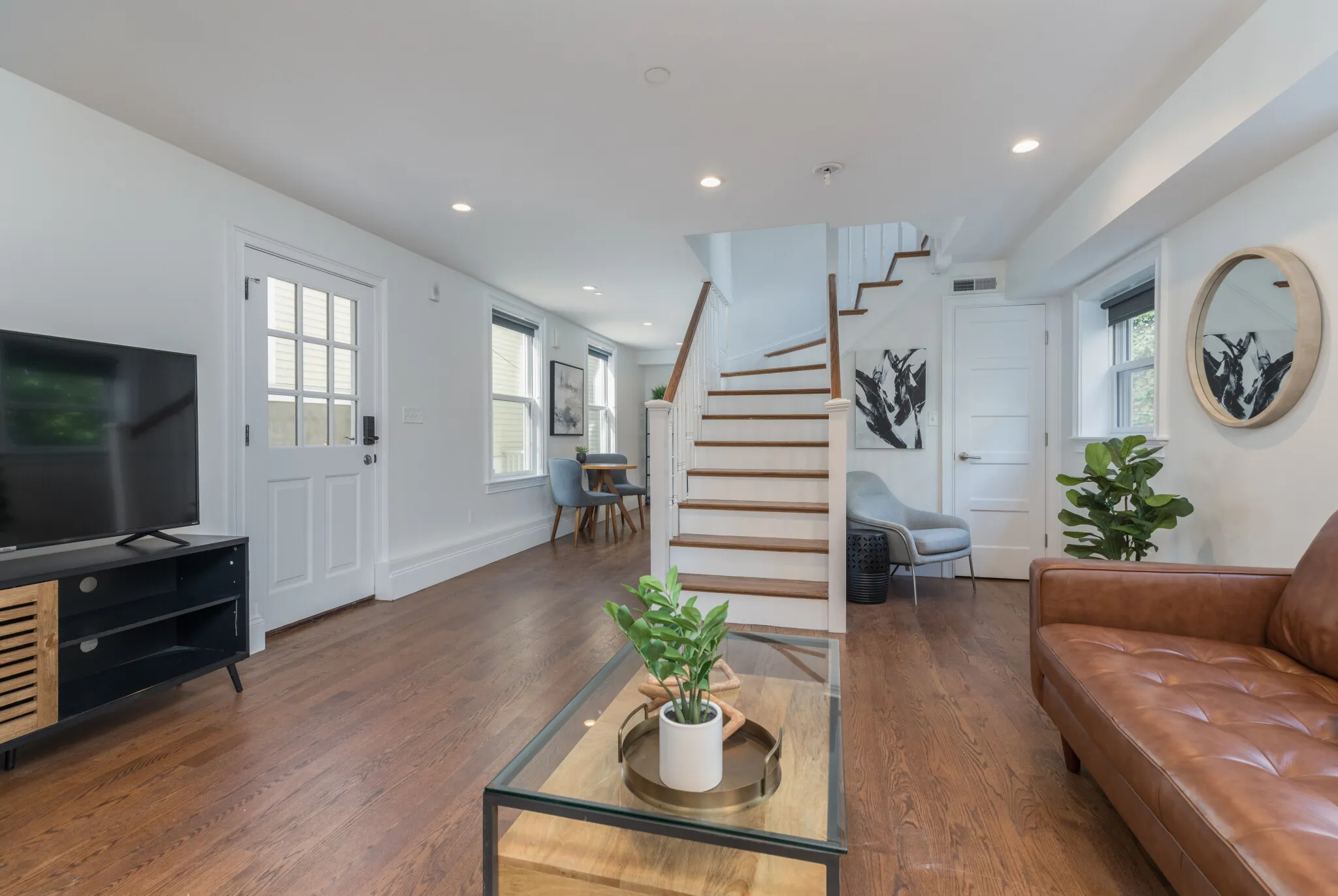 117 Centre St, Roxbury