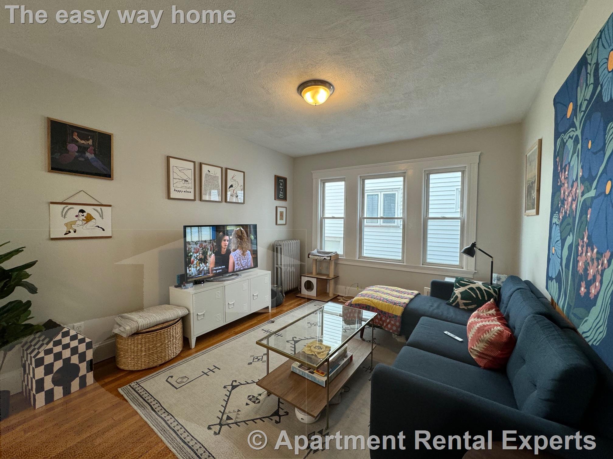 12 Silvey Pl, Porter Square