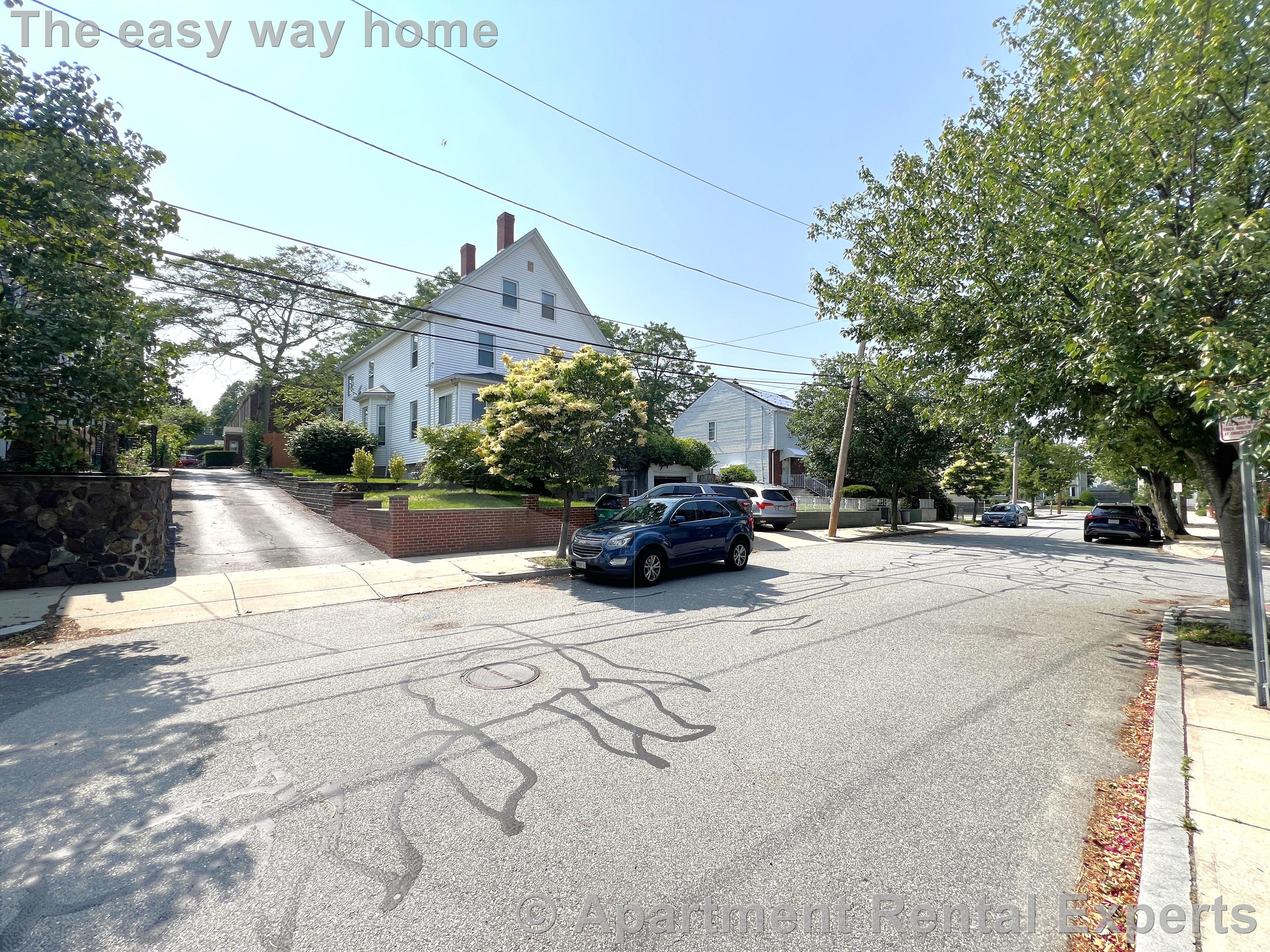 41 Hancock Ave, Tufts