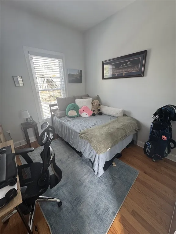 238 Saratoga St, East Boston