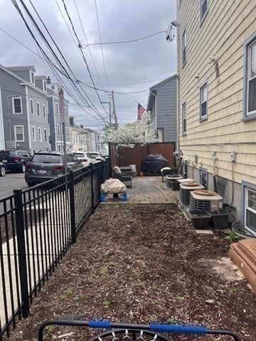 277 Bunker Hill St, Charlestown