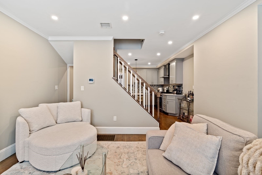 279 Gold St, South Boston