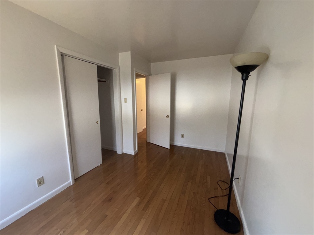 7 Howe Terr, Dorchester